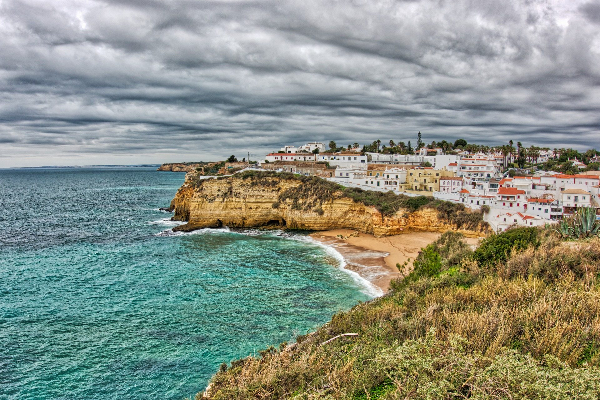 carvoeiro-hotels-portugal