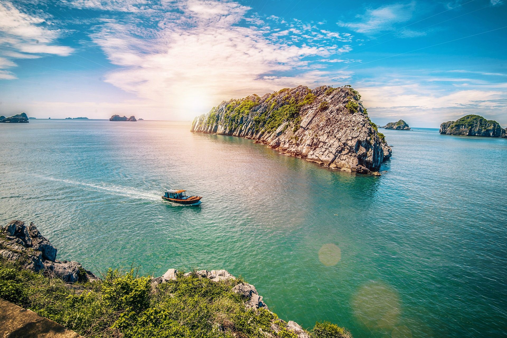 vietnam_cat_ba_hotels