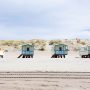 pipowagen op strand nederland huisje