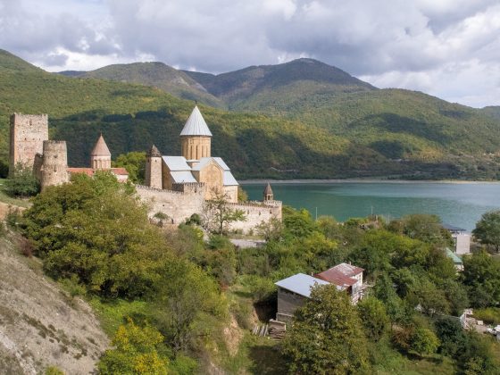 ananuri-kloosters-van-georgie
